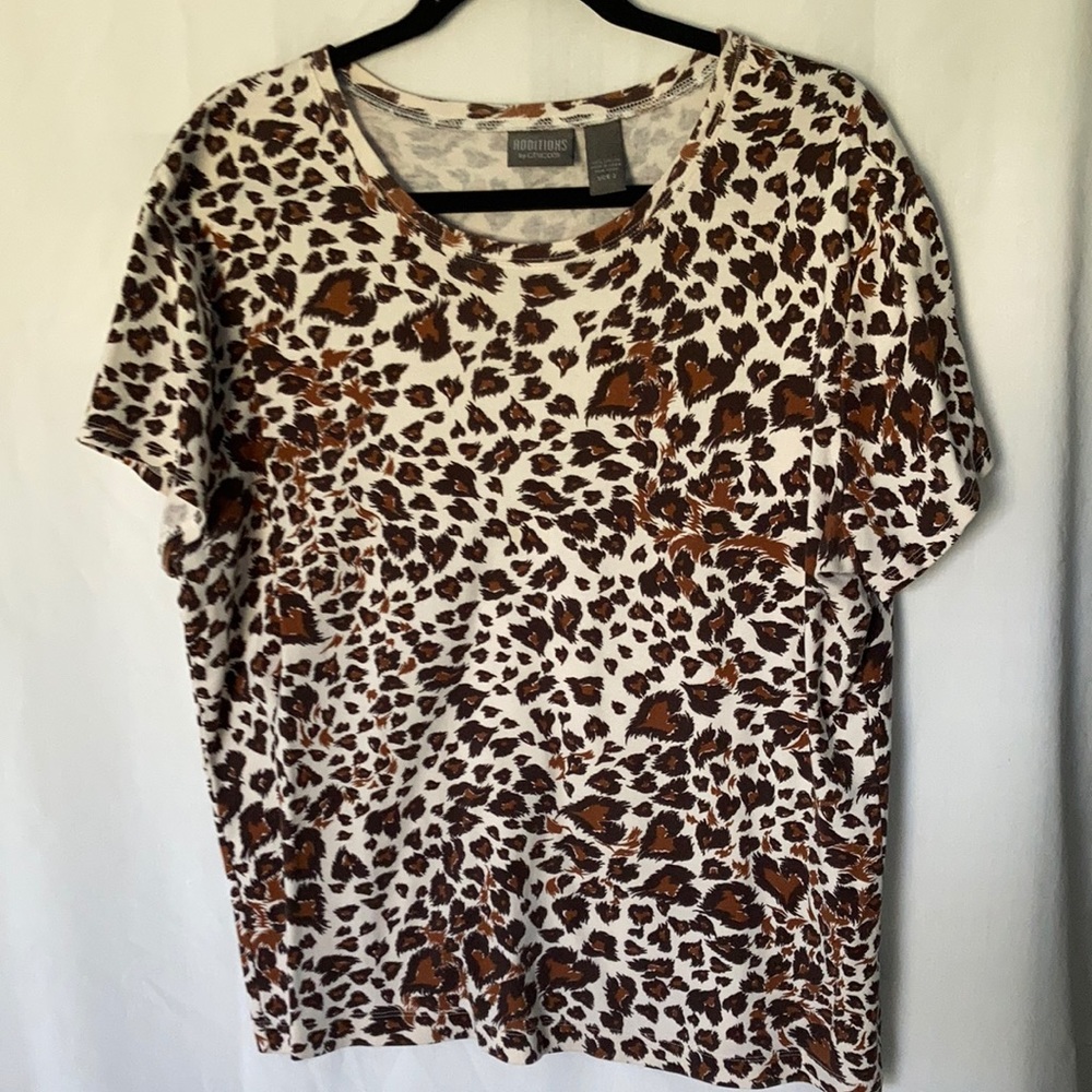Chico's Cream and Brown Leopard Print Short Sleeve Top